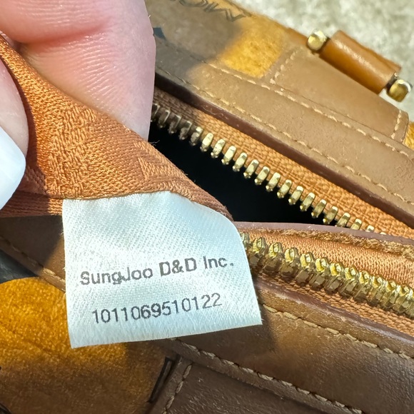 MCM Small Satchel Great Preloved condition - Picture 11 of 12